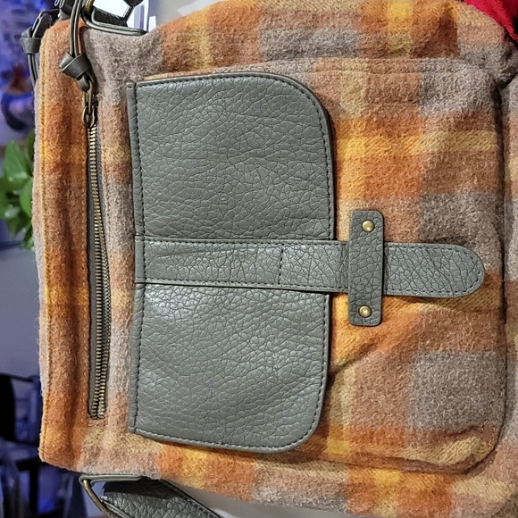 pistil Bags Pistil Hood River Oregon Crossbody Bag Poshmark